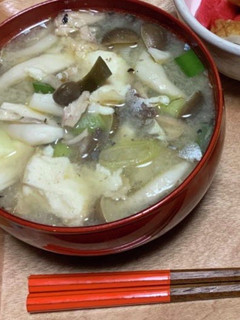 今日のみそ汁。サバ缶と厚揚げ味噌汁-レシピのメイン写真