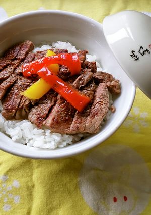 牛ヒレステーキ丼♪-レシピのメイン写真