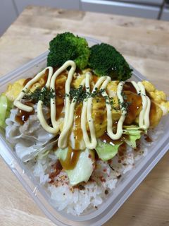 お好み焼き風卵焼き!焼きそば&ご飯弁当-レシピのメイン写真