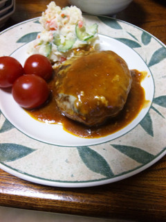 簡単☆王道煮込みハンバーグ-レシピのメイン写真