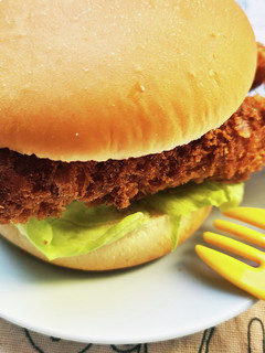 冷凍食品エビで!簡単ランチ!エビバーガー-レシピのメイン写真
