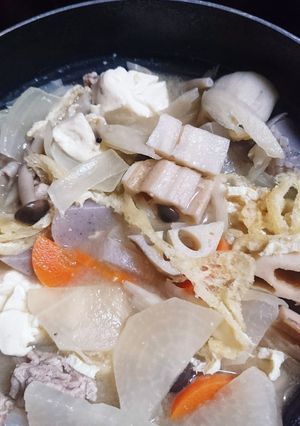 私の豚汁は野菜たっぷり豚汁です♪♪♪-レシピのメイン写真