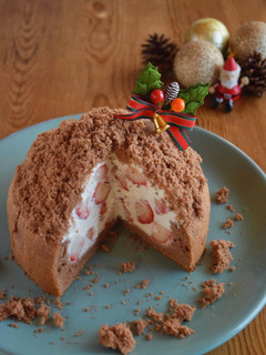 【ナッペ不要】簡単!いちごのドームケーキ-レシピのメイン写真