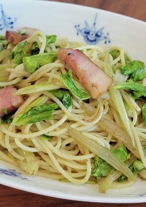 セロリとベーコンのオイルパスタ-レシピのメイン写真