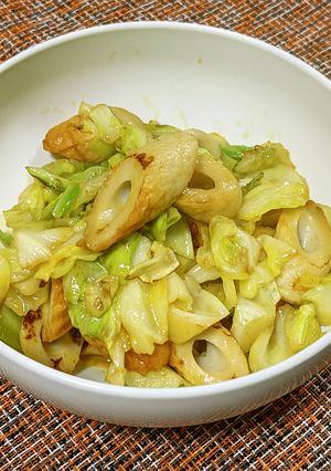 カレー風味!キャベツと竹輪バター醤油炒め-レシピのメイン写真