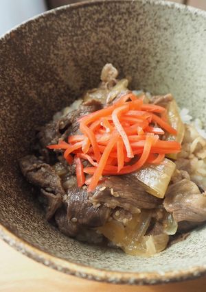 旨味たっぷり！基本の牛丼-レシピのメイン写真