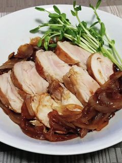 超簡単!鶏もも肉のトロトロ玉ねぎ煮込み!-レシピのメイン写真