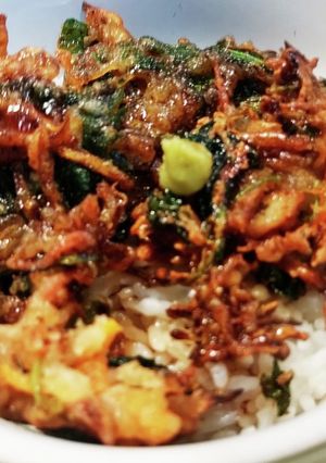 一口かき揚げで★春菊のかき揚げ丼★-レシピのメイン写真