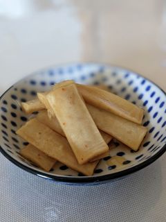 大根の皮捨てないで☆大根の皮のお漬物-レシピのメイン写真