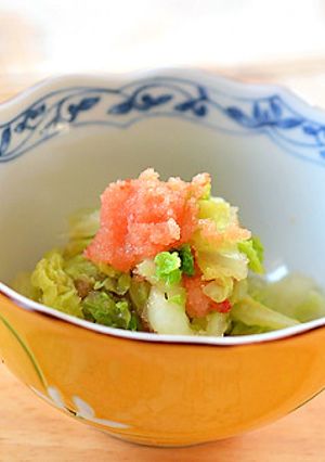 白菜の葉先を使ってからし明太子和え♪-レシピのメイン写真