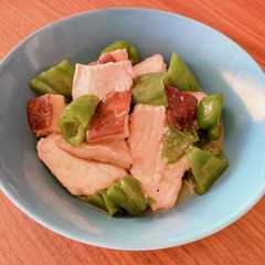 รูปของ 鶏胸肉と野菜の味噌炒め
