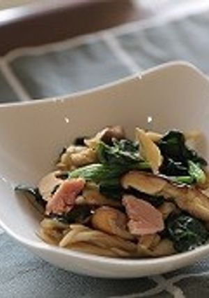 きのことほうれん草のバター炒め-レシピのメイン写真