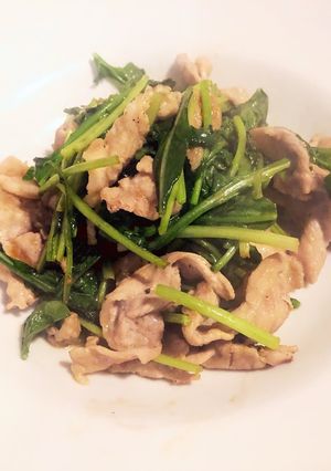 ✿1番簡単✿豚肉ルッコラのナンプラー炒め-レシピのメイン写真