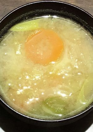白菜トロトロ【カニ出汁の味噌汁】-レシピのメイン写真