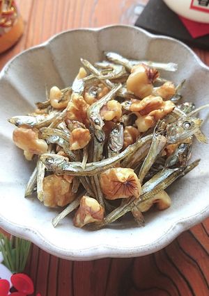 クルミと煮干しとめんつゆとはちみつ佃煮-レシピのメイン写真