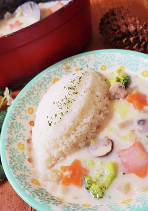 牛乳仕立てのホワイトカレー-レシピのメイン写真