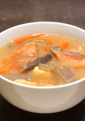 北海道の郷土料理「石狩汁」-レシピのメイン写真