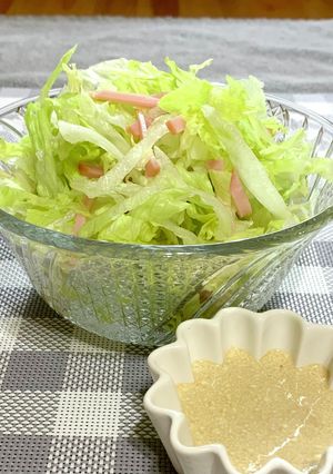 千切りレタスとハムのサラダ-レシピのメイン写真