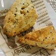 【よくかむ】ごまチーズスコーン