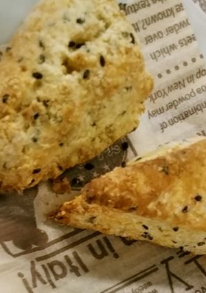 【よくかむ】ごまチーズスコーン-レシピのメイン写真