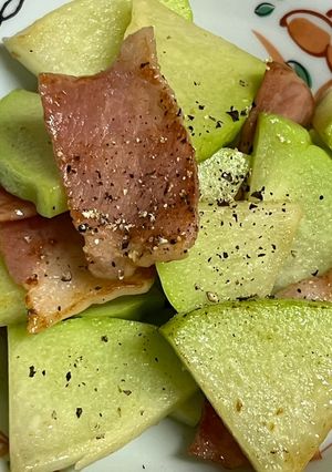 ハヤトウリとベーコンの炒め物-レシピのメイン写真