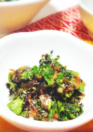セロリの葉のおかか炒め(香ばしふりかけ)-レシピのメイン写真