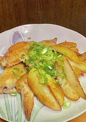 手羽先とジャガイモの梅バター焼き-レシピのメイン写真