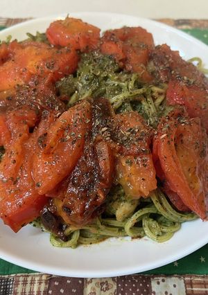 スパゲティ・ほうれん草クリーム＆トマト-レシピのメイン写真