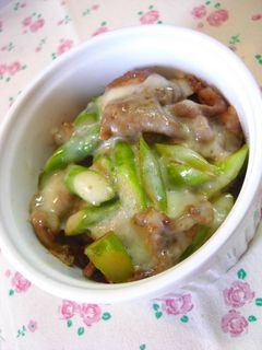 ✿豚肉&アスパラ炒めのチーズ焼き✿-レシピのメイン写真