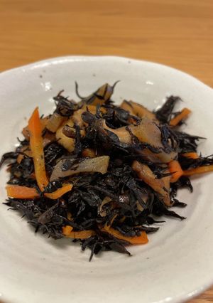 ひじきと竹輪の煮物-レシピのメイン写真