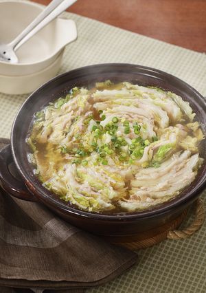 糀甘酒でまろやか♪白菜ミルフィーユ鍋-レシピのメイン写真