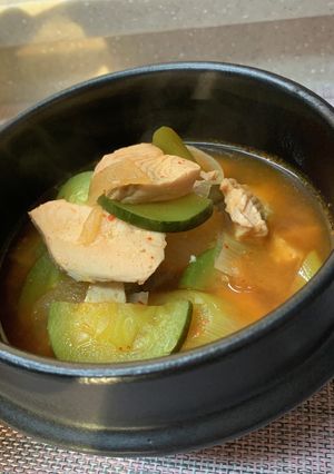 韓国⭐︎サーモンの味噌鍋-レシピのメイン写真