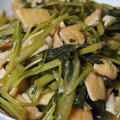 รูปของ 壬生菜と油揚げの炊いたん　おばんざい