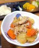 乾燥肌改善にも効果的！無水肉じゃが