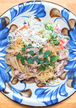 千切りにした生姜で豚こま肉の生姜焼き-レシピのメイン写真