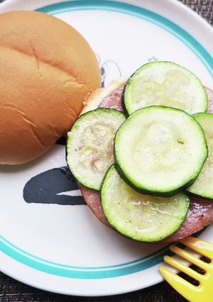朝食！ズッキーニ、ハムステーキバーガー！-レシピのメイン写真