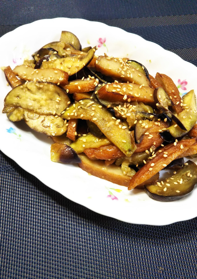 茄子と薩摩揚げのしょうがたっぷり炒め♪-レシピのメイン写真