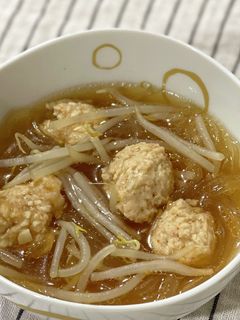 鶏団子ともやしの中華春雨スープ-レシピのメイン写真