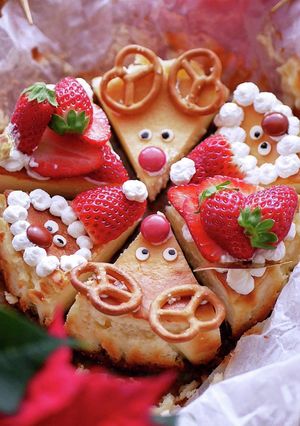サンタ&トナカイ クリスマスチーズケーキ-レシピのメイン写真