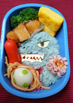 ティラノサウルス弁当☆恐竜キャラ弁-レシピのメイン写真
