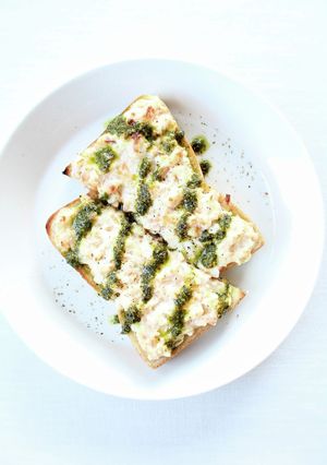 鮭フレークで美味しい【鮭チーズトースト】-レシピのメイン写真