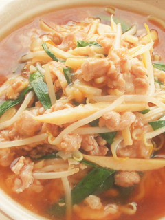 〖 豚こま肉ともやしのあんかけラーメン〗-レシピのメイン写真