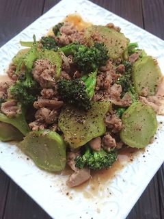 ブロッコリーと豚こま肉の焼肉のたれ炒め-レシピのメイン写真