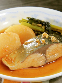 ピリ辛!ツバスとかぶの甘辛煮 【食遺産】-レシピのメイン写真