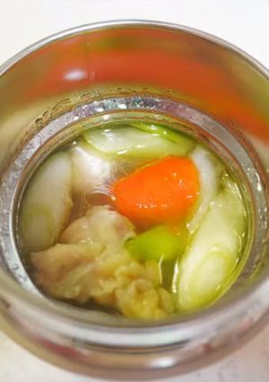 味付けは塩麴と塩　鶏肉と里芋の塩麴スープ-レシピのメイン写真
