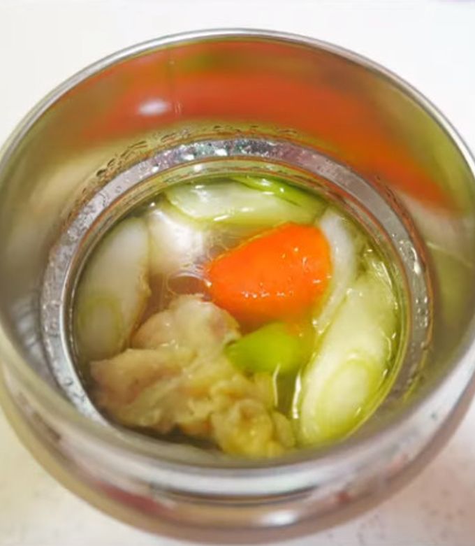味付けは塩麴と塩 鶏肉と里芋の塩麴スープ-レシピのメイン写真