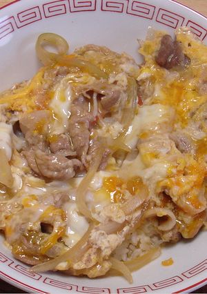 だしのうまみとしょうゆ系のうまみで他人丼-レシピのメイン写真