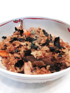 鶏肉とごぼうの味噌炊き込みご飯-レシピのメイン写真