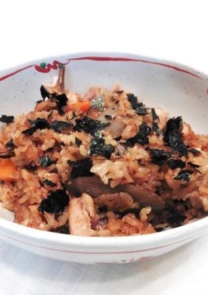 鶏肉とごぼうの味噌炊き込みご飯-レシピのメイン写真