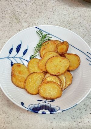 カリカリホクホクのフライドポテト-レシピのメイン写真